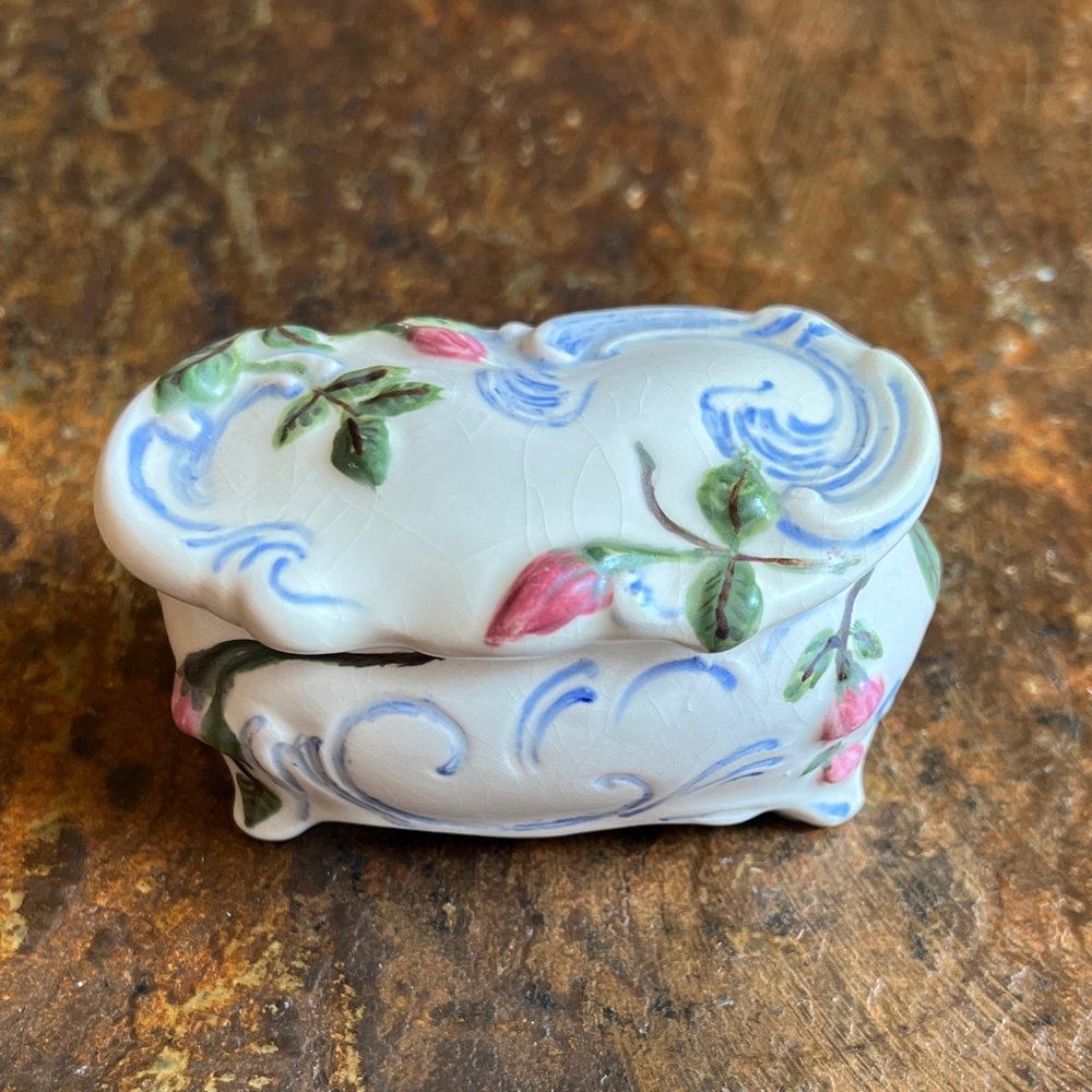 Hand-Painted Porcelain Trinket Box with Pink Rosebuds